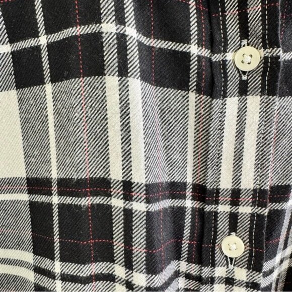 Banana Republic Boyfriend Fit Black White Plaid Button Down Shirt Size Medium - Picture 4 of 9